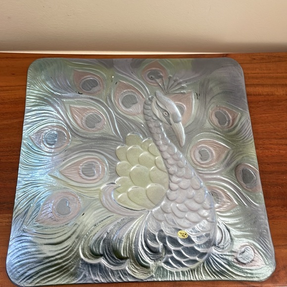 RARE Pier 1 One peacock plate painted 🦚 - Picture 7 of 12